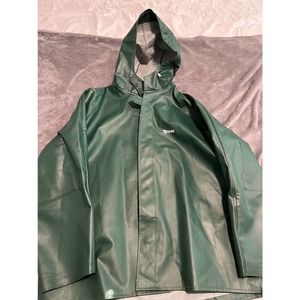 Relliable Heavy Duty Rain Coat